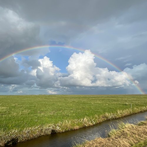 Regenbogen auf der Hallig